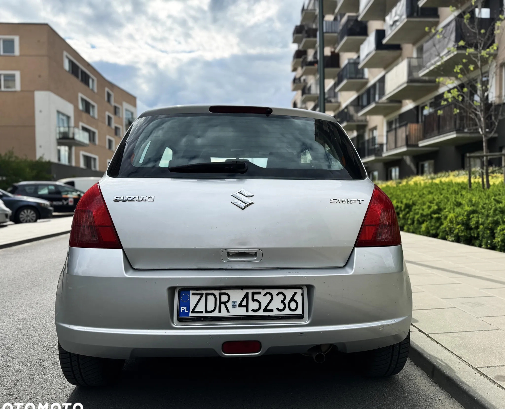 Suzuki Swift cena 14999 przebieg: 229000, rok produkcji 2005 z Warszawa małe 326